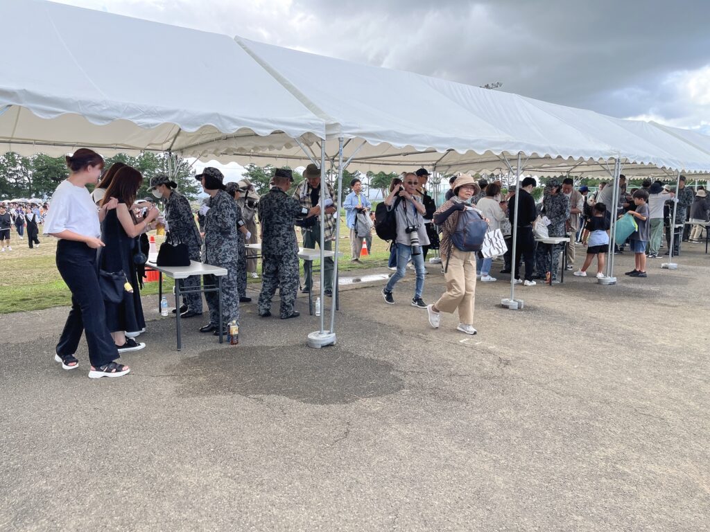 航空祭の手荷物検査